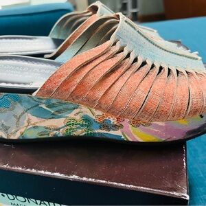 Donald Pliner Slide Aqua/Copper with floral heel ~